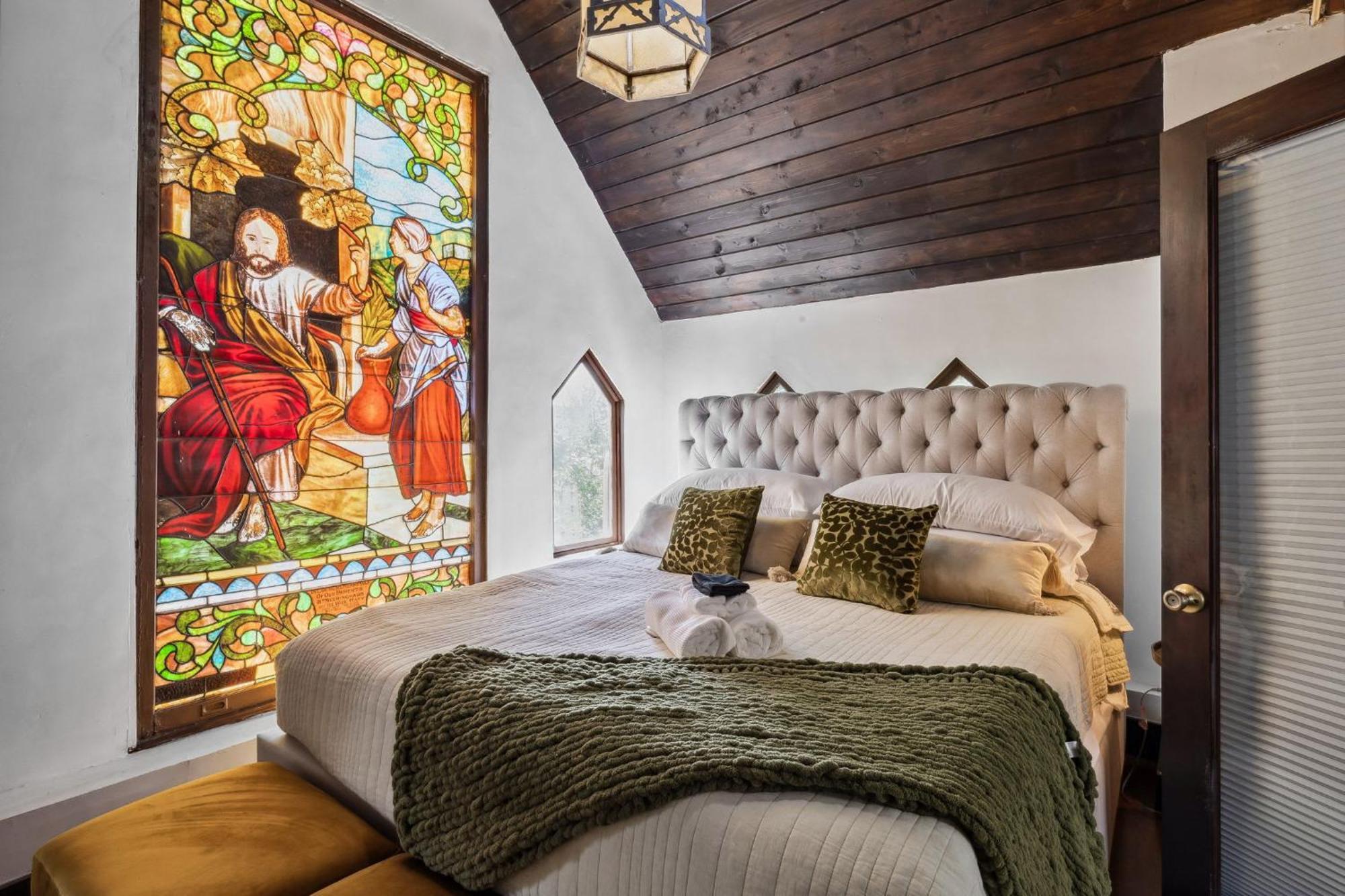 Enchanted Castle - Your Royal Getaway Awaits Cleveland Esterno foto